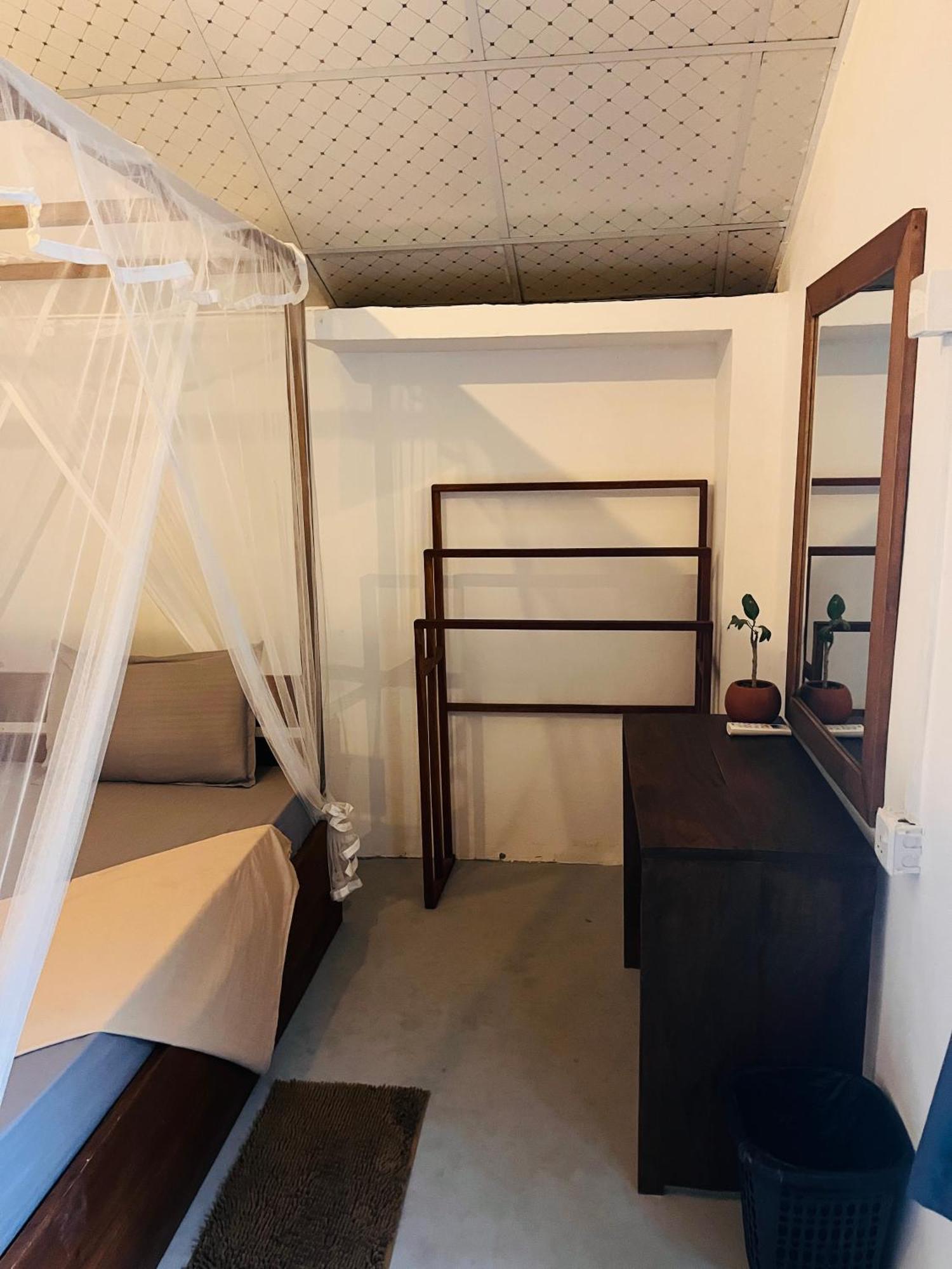 Avalon Apartment Weligama Bagian luar foto