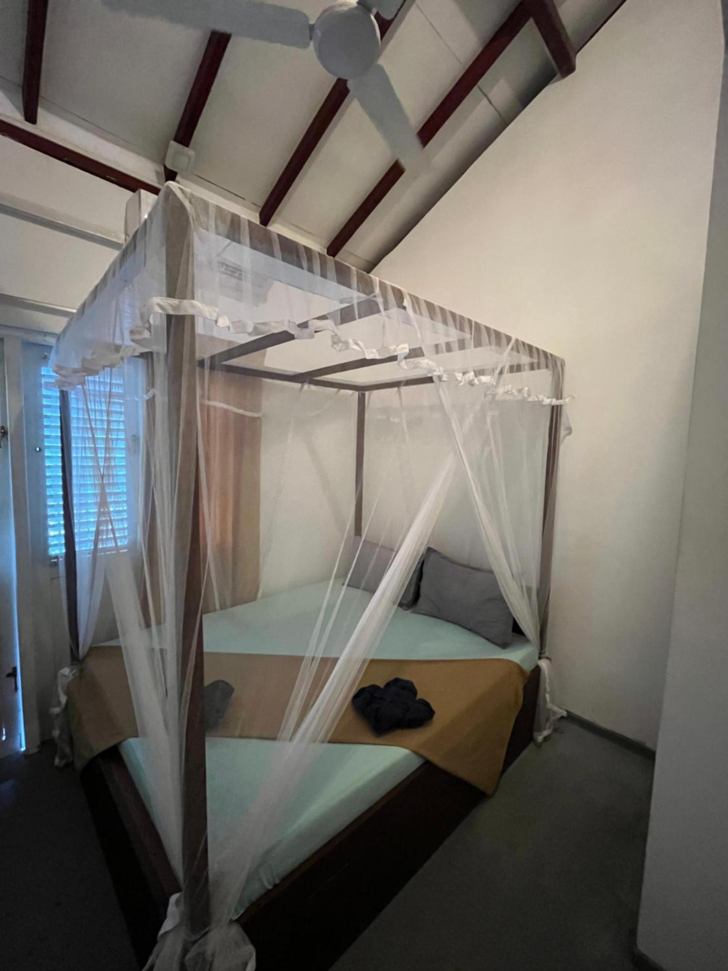 Avalon Apartment Weligama Bagian luar foto