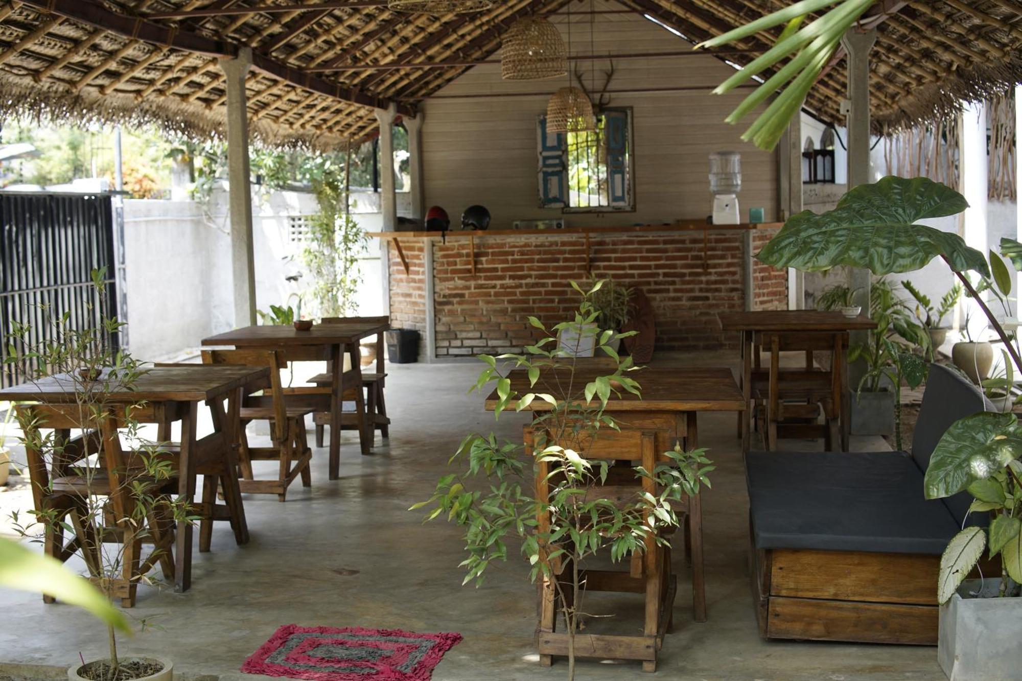 Avalon Apartment Weligama Bagian luar foto